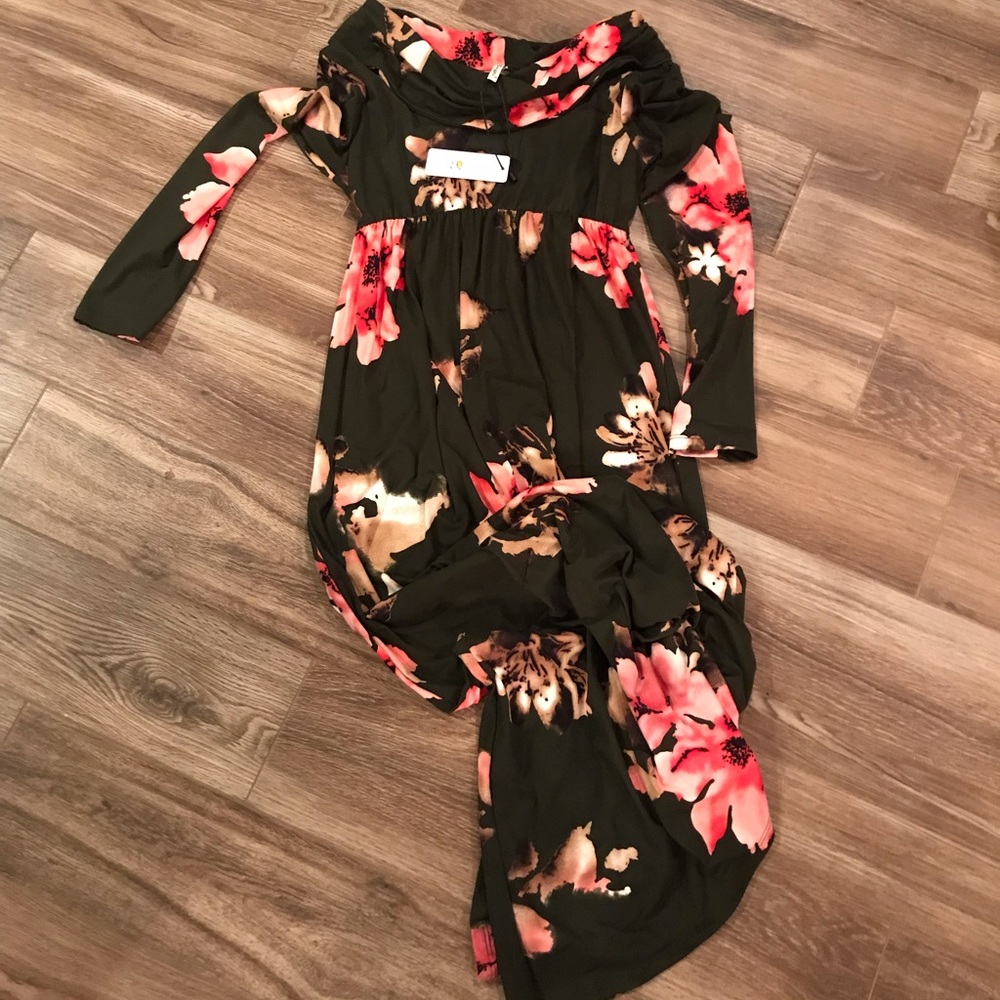 Off the shoulder NWT maternity dress